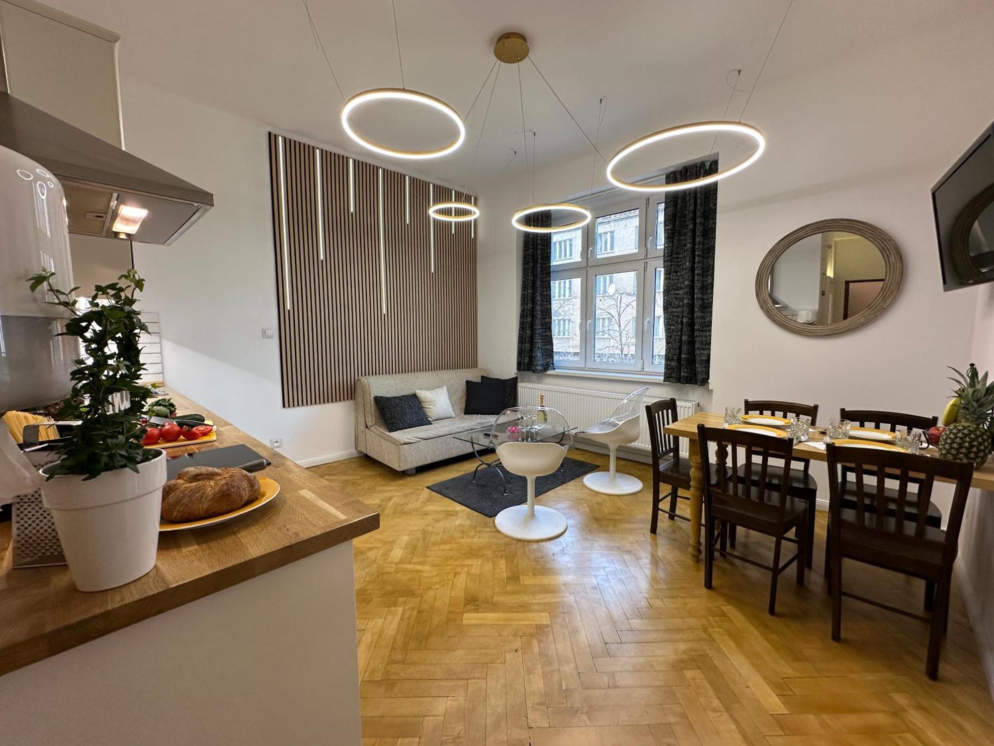 Karlin Oasis 2-Bedroom Apartment Прага Екстериор снимка