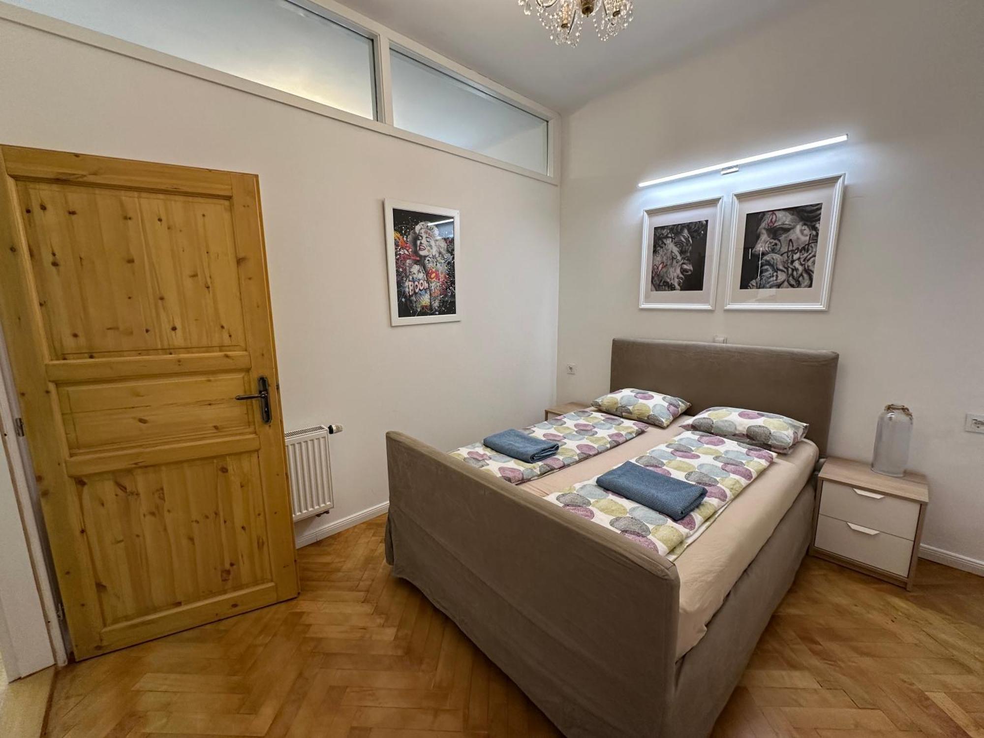 Karlin Oasis 2-Bedroom Apartment Прага Екстериор снимка